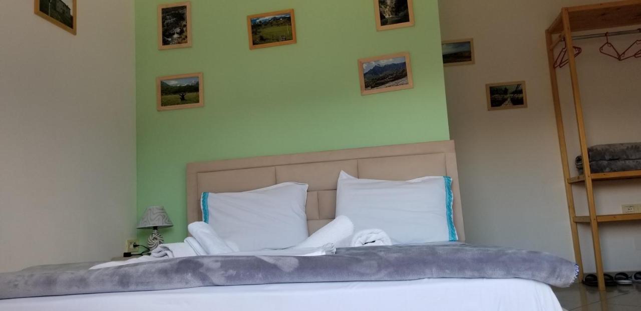 Keli Guest House& Rafting Adventures Përmet Dış mekan fotoğraf